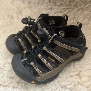 Keen Toddler Sandals Size 9